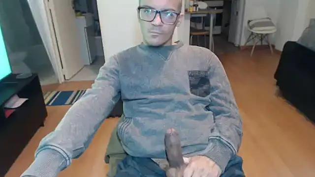 Show modela guachin_hunk na web-kameri