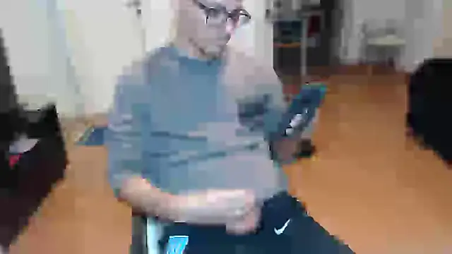guachin_hunk 网络视讯表演