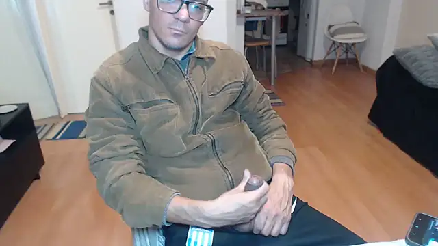 guachin_hunk's Webcam Show