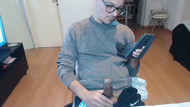 guachin_hunk webcam show
