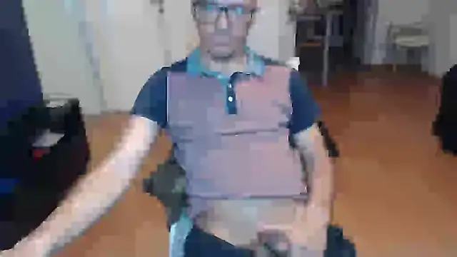 guachin_hunk Adlı Modelin Web Kamerası Şovu