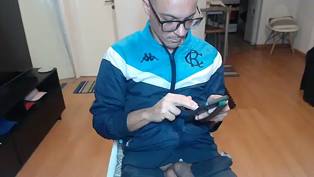 guachin_hunk Adlı Modelin Web Kamerası Şovu