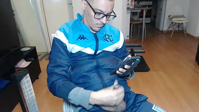 Show modela guachin_hunk na web-kameri