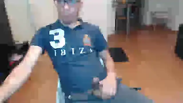 guachin_hunk webcam show