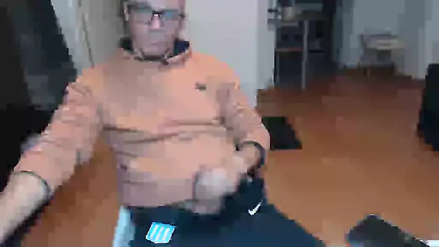 Вебкам-шоу guachin_hunk