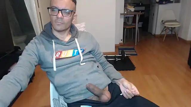 guachin_hunk Show in webcam