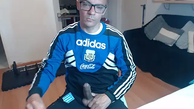 guachin_hunk: διαδικτυακό σόου στην κάμερα