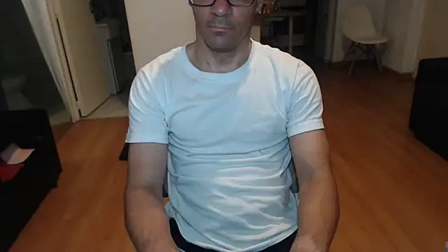 guachin_hunk Adlı Modelin Web Kamerası Şovu