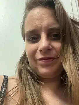 Chantaleeのウェブカメラショー