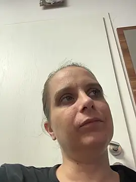Chantalee Live Chatraum