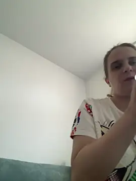 Chat soba uživo modela Chantalee
