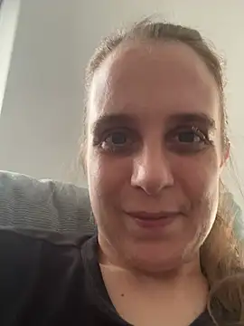 Chantalee webcam show