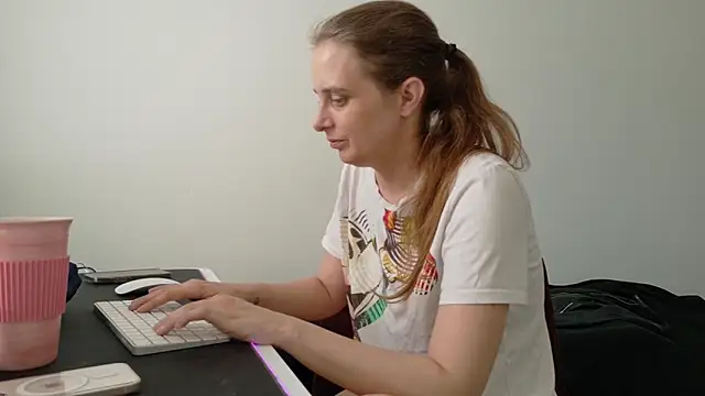 Chantalee 网络视讯表演