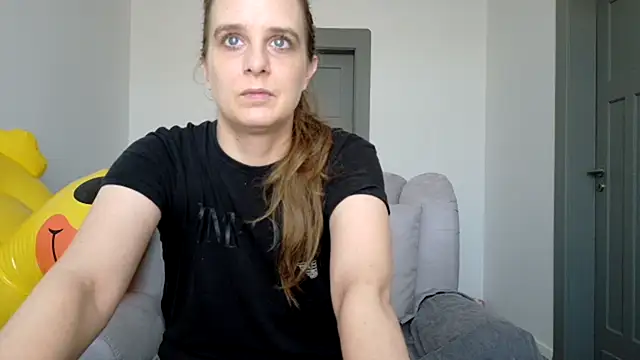 Chat +18 de Chantalee ao vivo