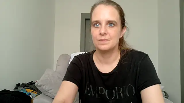 Chantalee 现场XXX聊天