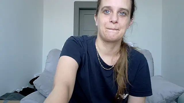 Chantalee 现场XXX聊天