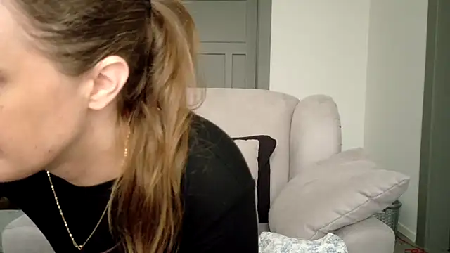 Chat +18 de Chantalee ao vivo