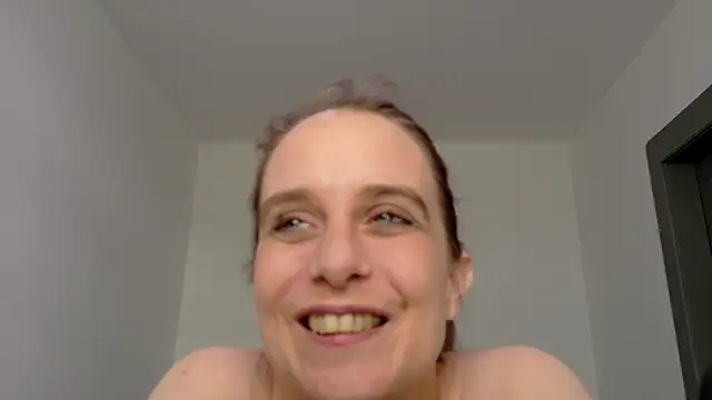 Chantalee Webcam show