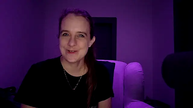 Chantalee Adlı Modelin Canlı XXX Sohbeti