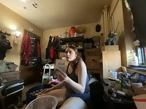 Snowbunnycake_131 webkamerás műsora