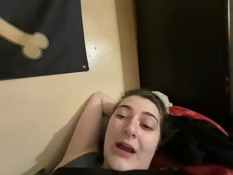 Snowbunnycake_131 Show Webcam