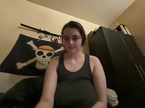 Snowbunnycake_131's Webcam Show