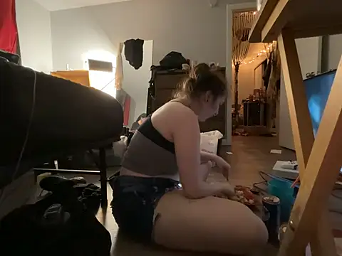 Snowbunnycake_131 webkamerás műsora