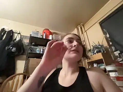 Snowbunnycake_131 网络视讯表演