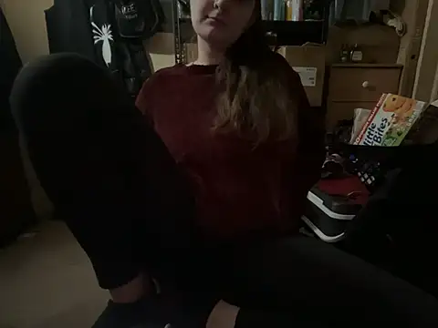 Snowbunnycake_131: διαδικτυακό σόου στην κάμερα