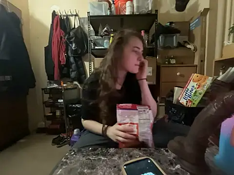 Snowbunnycake_131: вебкам-шоу