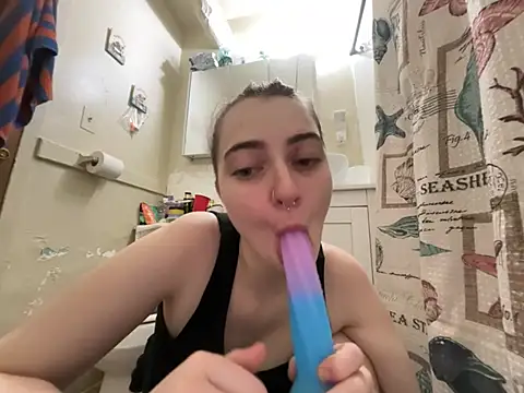 Snowbunnycake_131 Шоу с уебкамера