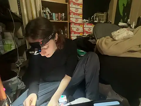 Snowbunnycake_131 Show in webcam