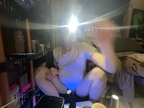 Snowbunnycake_131 웹캠 쇼