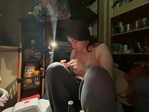 Snowbunnycake_131 ওয়েবক্যাম শো