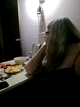 Pokazy przed kamerką – sex2