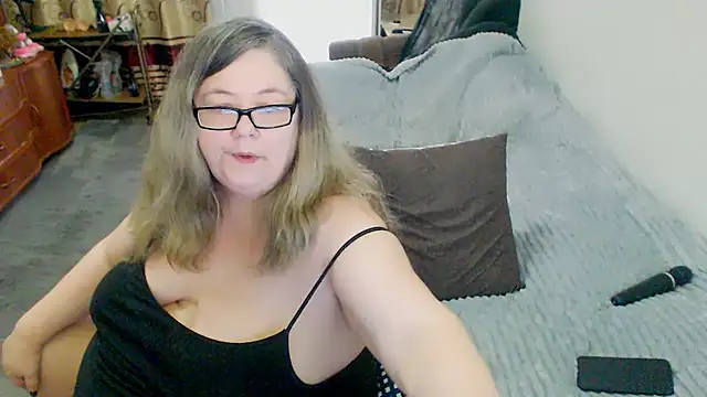 sex2 Adlı Modelin Canlı XXX Sohbeti