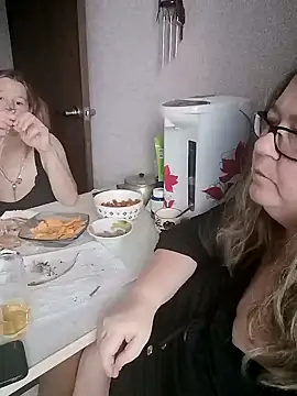 sex2 Adlı Modelin Canlı XXX Sohbeti