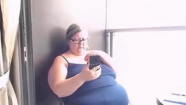 sex2n Live XXX chat
