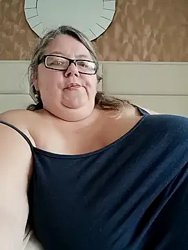 sex2 Adlı Modelin Canlı XXX Sohbeti