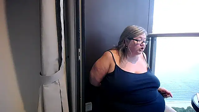 sex2's Webcam Show