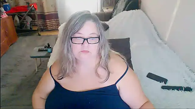 XXX chat uživo modela sex2