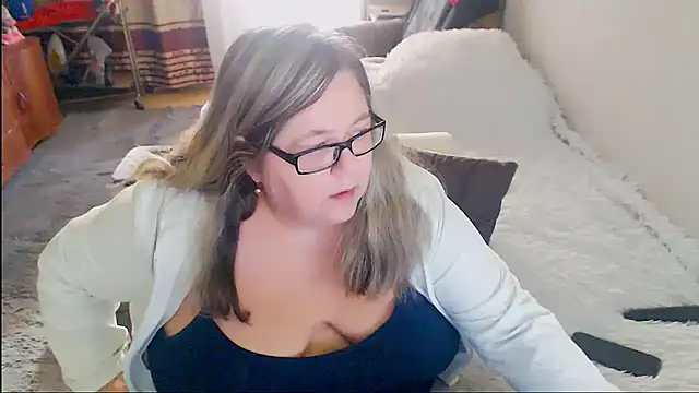sex2 Show in webcam