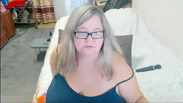 XXX chat uživo modela sex2