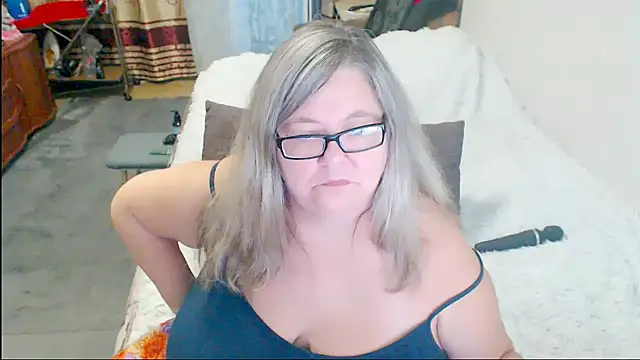 sex2 Adlı Modelin Canlı XXX Sohbeti
