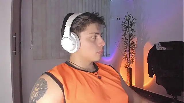 Giordano_Russon Webbikameraesitys