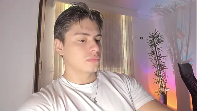 Giordano_Russo Pertunjukan Webcam