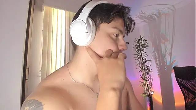 Giordano_Russo 在線直播表演