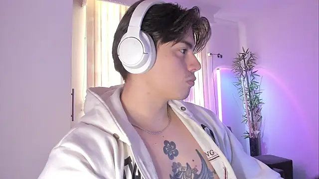 Giordano_Russoのウェブカメラショー