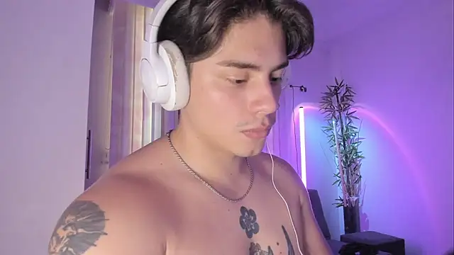 Giordano_Russo Pertunjukan Webcam