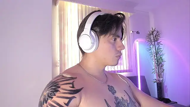 Giordano_Russoのウェブカメラショー
